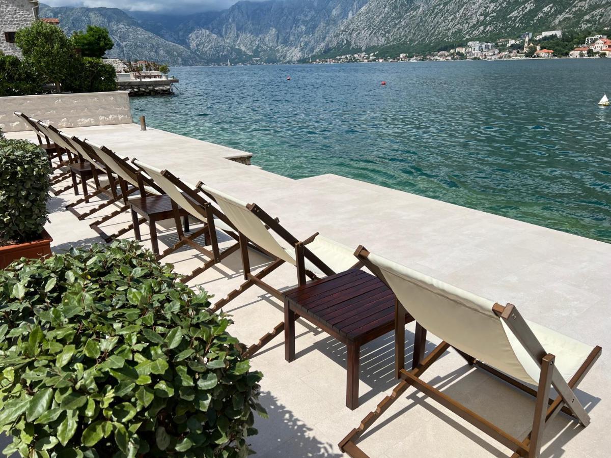 Apartments Rozer Kotor Exterior foto